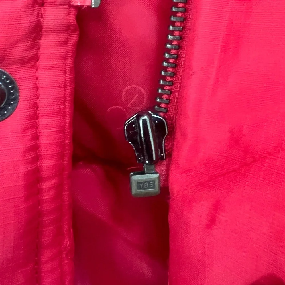 Ecko Unlimited Women’s Red Puffer Jacket with Faux Fur Hood - Picture 9 of 10